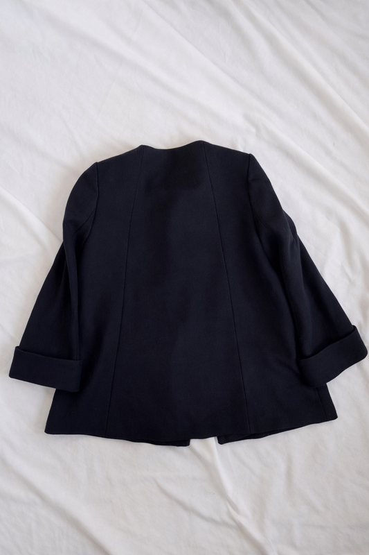 Claudie Pierlot – Manteau mi-saison structuré bleu marine à détails métalliques