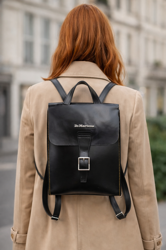 Mini sac à dos Dr. Martens en cuir Khiev et Smooth