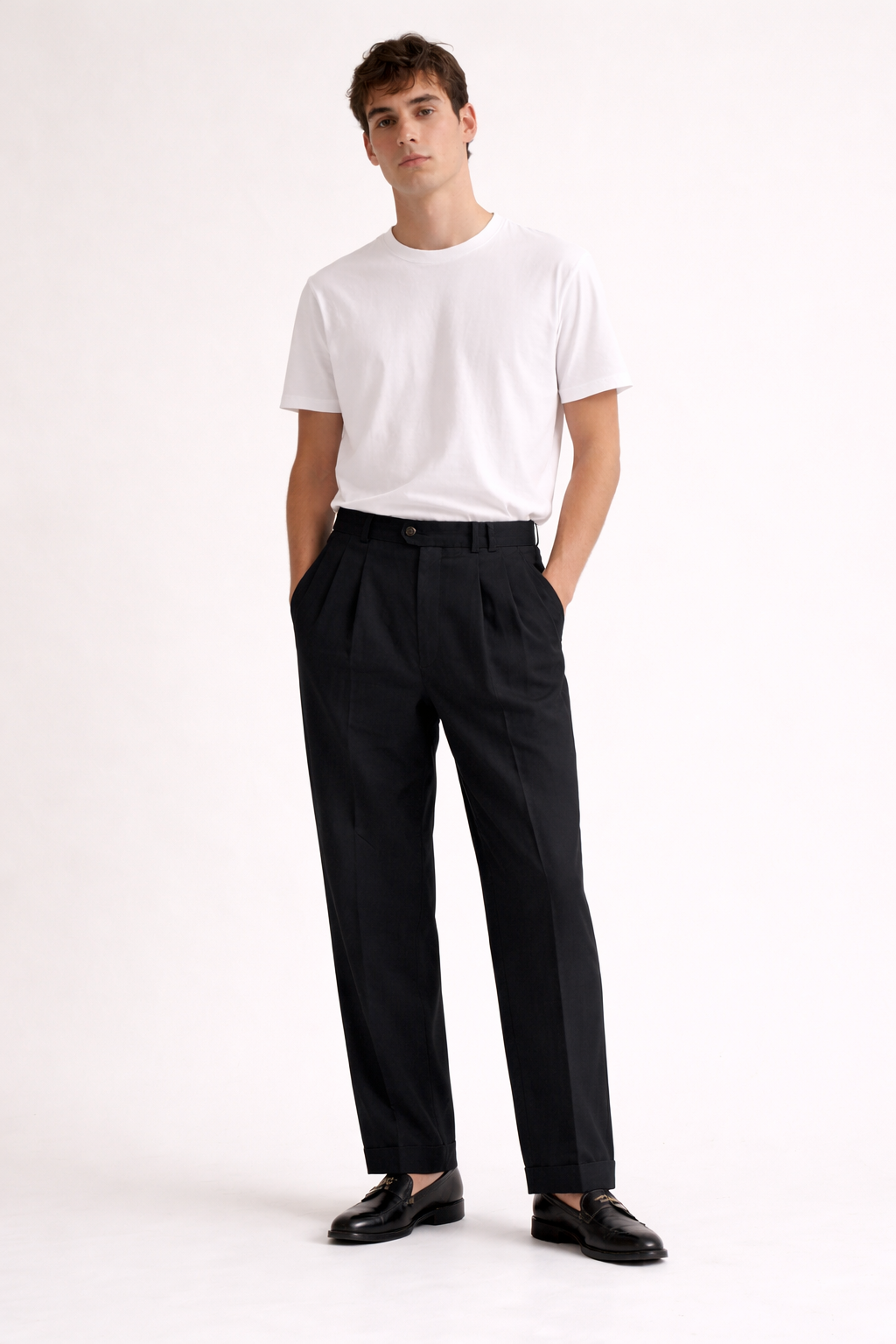 Pantalon Hugo Boss en laine noire – coupe structurée