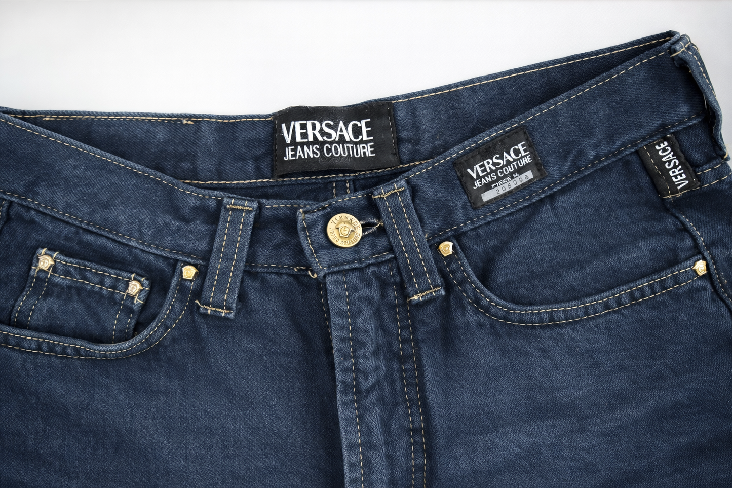 Versace Jeans Couture coupe droite en denim italien